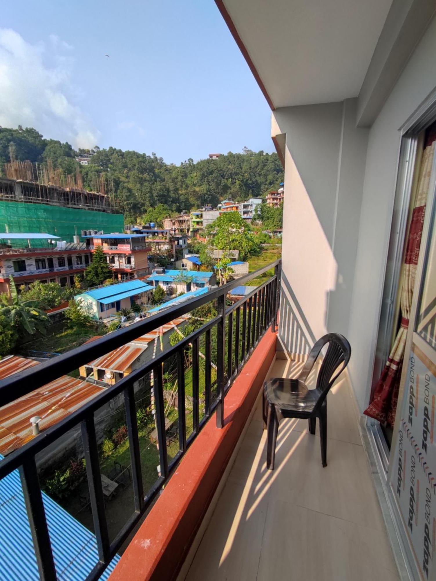 Hotel Green Hill View Pokhara Quarto foto